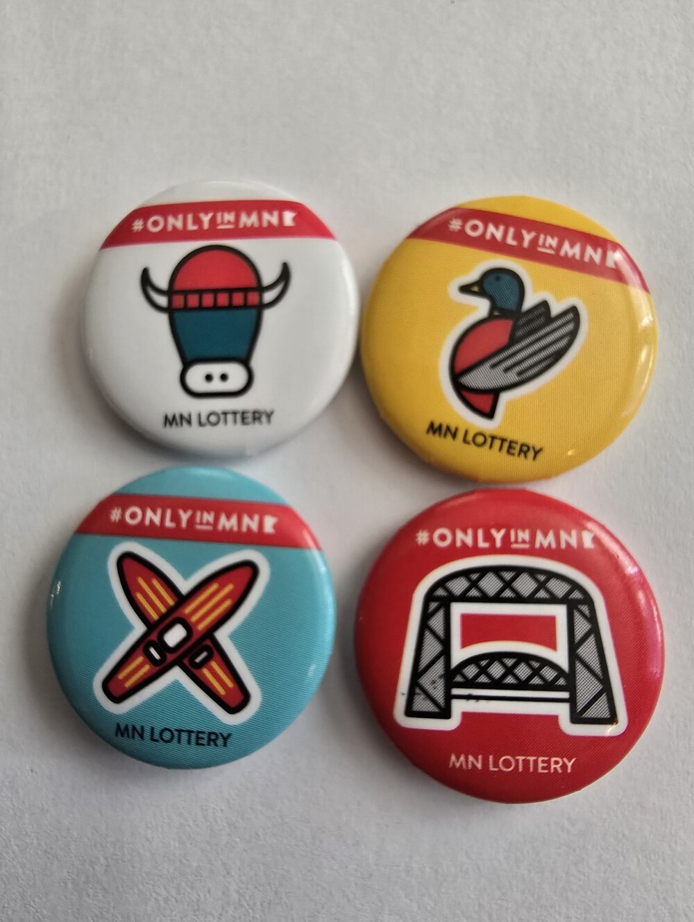 Set of 4 Minnesota L. otter.y pins button badge brooch